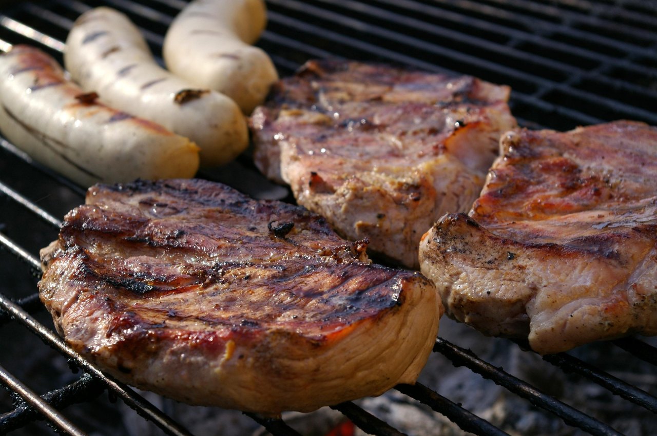 grilování a BBQ, víte jaký je rozdíl?