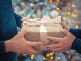 Vánoce se blíží - tipy na zajímavé dárky pro celou rodinu včetně domácích mazlíčku